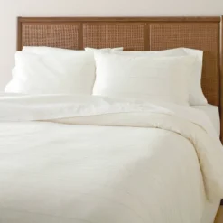 Fine Stripe Duvet & Sham Set Twilight Taupe/Sour Cream - Hearth & Hand™ With Magnolia -Home Furnishings Shop GUEST d97804e0 8bdc 4eb6 ac58 edbed2ee570c